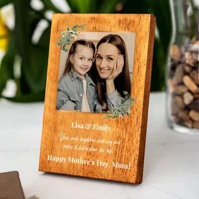 Gift for Mom Solid Wooden Decorative Frame with Personalized Picture and Name