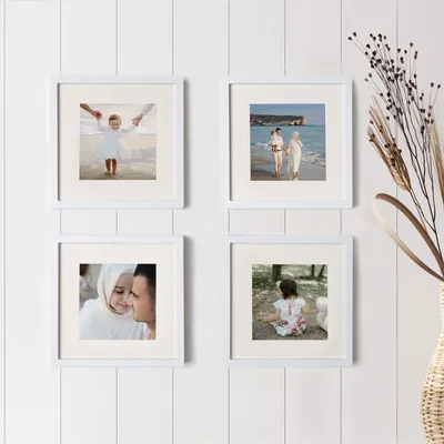 Personalized 4 pcs Self Adhesive Photo Frame Set with Border