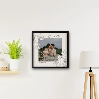 Personalized Minimal Flowers Photo Wall Frame for Special Occasions