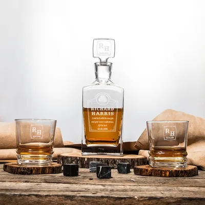 Personalized Whiskey Decanter Gift Set for Men