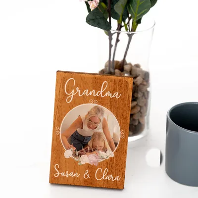 Personalized Wooden Decorative Frame with Picture and Name Gift for Grandma