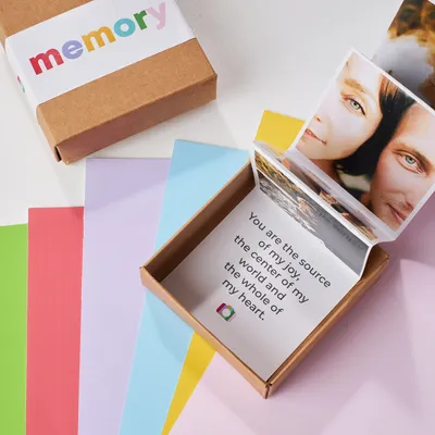 Photo and Message Memory Accordion Photo Box