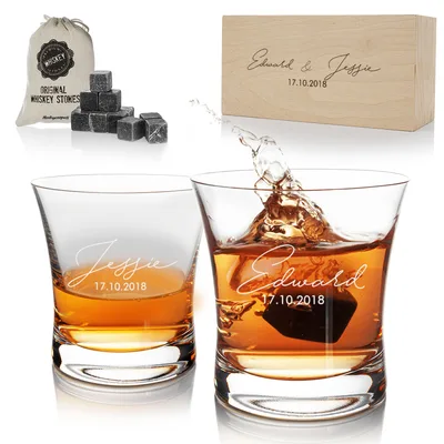 Signature Design Personalized 2 Piece Whiskey Glasses Set with Wooden Gift Box