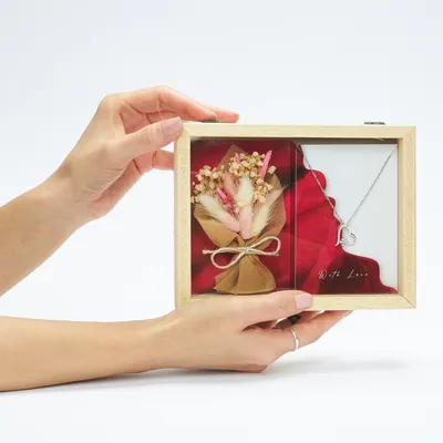 Snowflake Shaped Silver Necklace Gift Set with Wooden Box and Mini Corsage